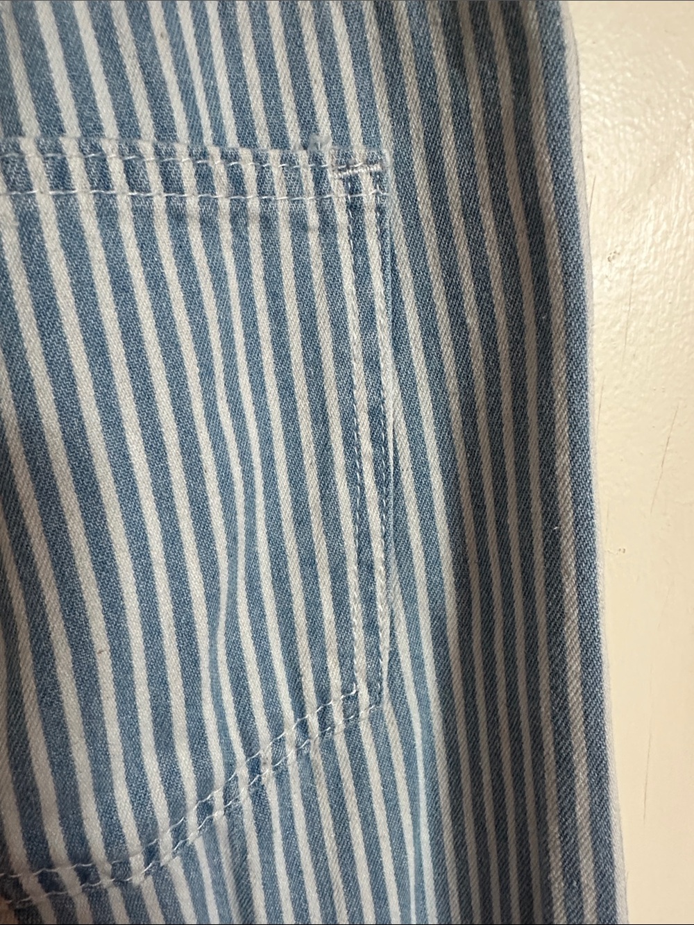 Brandy Melville Light Blue and White Vertical Stripe Trousers - Picture 4 of 4